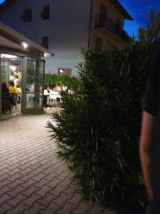 Pizza - på italiensk manér. På pizzaria i Bibbiena