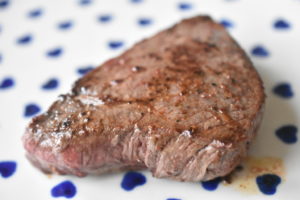 Minutsteaks - steaks med smør stegt på pande 