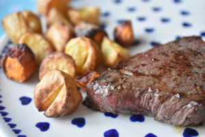 Minutsteaks - steaks med smør stegt på pande 