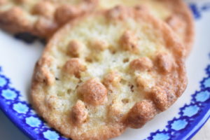 Guldkorn - sprøde guldkornskager. Nem opskrift 