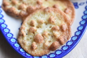 Guldkorn - sprøde guldkornskager. Nem opskrift