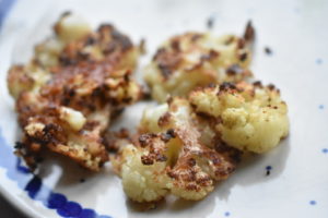 Bagt blomkål med parmesan - blomkål i ovn