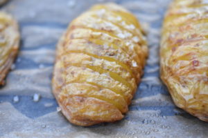 Hasselback kartofler opskrift - lækre & sprøde