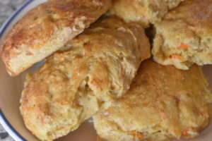 Gulerodsboller - grove boller med gulerødder