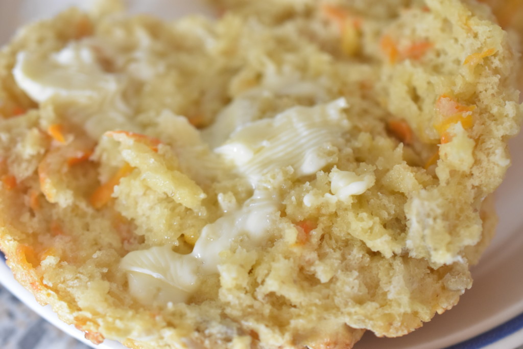 Gulerodsboller - grove boller med gulerødder