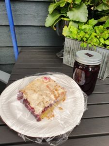 Brombær kage med kokosmarengs - opskrift