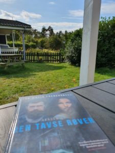 En blogger lykkelig hilsen til dig fra sommerhuset