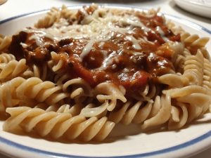 Langtidssimret kødsovs i slow cooker - opskrift 