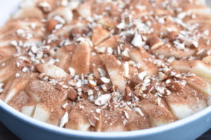 Æblekage - opskrift på kage med æble & kanel