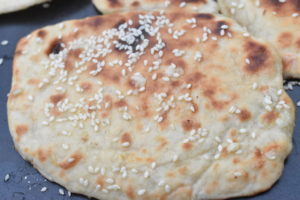 Pandebrød med hvidløg – naanbrød uden gær 