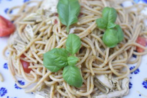 Pastaret med kylling og pesto - nem opskrift