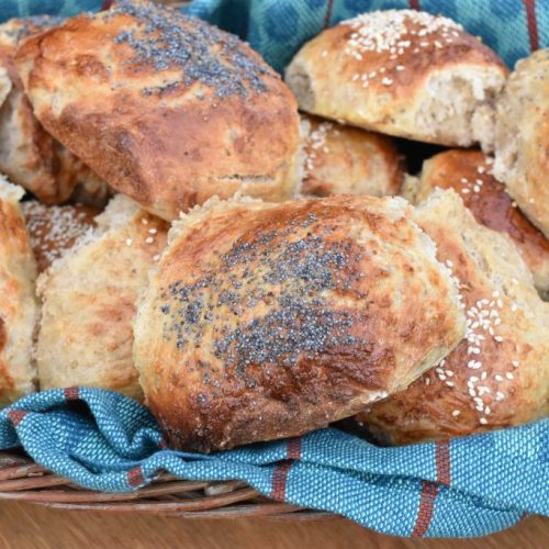 Boller med kærnemælk & havregryn - grovboller