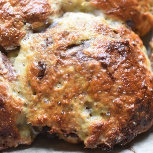 Chokoladeboller med banan og mandler opskrift