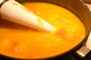 Græskarsuppe opskrift på nem hokkaidosuppe