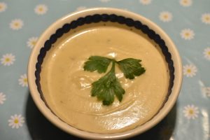 Pastinaksuppe nem & fedtfattig suppe - opskrift