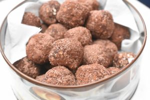 DSC_0512 • nogetiovnen.dk Havregrynskugler opskrift med Bailey fedtfattig