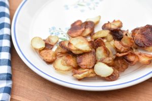 Kartoffelchips - sprøde hjemmelavede chips i ovn 