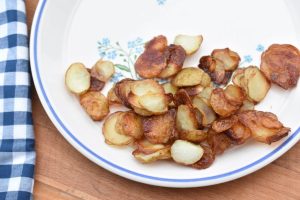 DSC_3269 • nogetiovnen.dk Hjemmelavede chips i ovn – sprøde kartoffelchips