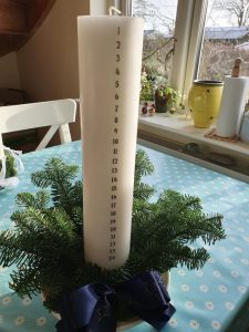 2019-12-01 11.50.26 • nogetiovnen.dk Et glad fødselsdagsbarn og julehyggelige glimt