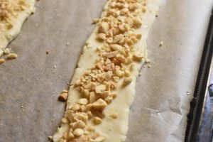 Karamelsnitter med peanuts - nem opskrift