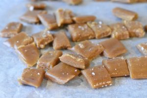 Fudge opskrift - karamel af kondenseret mælk