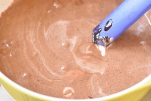 Brownie opskrift med chokolade og karamel