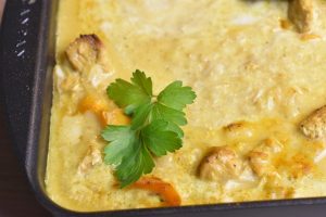 Kylling i karry - nem opskrift med kokosmælk