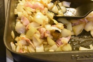 Kylling i fad med paprika flødesovs opskrift