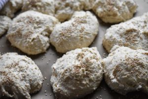 DSC_0199 • nogetiovnen.dk Hurtige boller - nem opskrift uden æltning