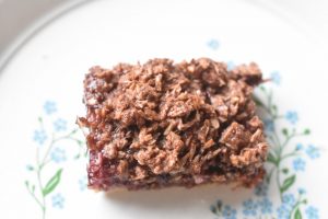 DSC_1263 • nogetiovnen.dk Kakaosnitter med kokos og syltetøj og opskrift