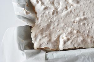 Herregårdskage - kage med marengs opskrift 