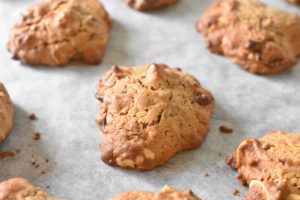 Peanutbutter cookies med chokolade - opskrift