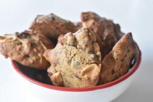 Peanutbutter cookies med chokolade - opskrift