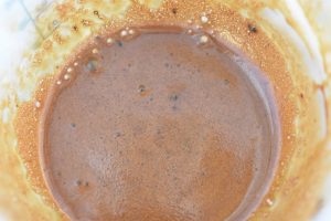 Dalgona kaffe med Bailey nem iskaffe opskrift