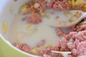 Fattigmands tournedos med bacon i flødesovs