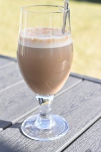 DSC_1498 • nogetiovnen.dk Iskaffe med Bailey - nem Dalgona kaffe opskrift