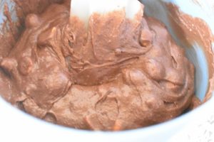Brownie med peanuts lækker chokoladekage