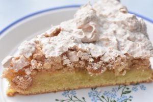 DSC_1643 • nogetiovnen.dk Tvebakkekage - makronkage med tvebakker