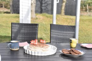 Lagkage med marengs forårslagkage opskrift 