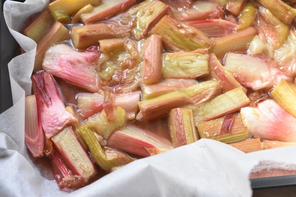 DSC_1735 • nogetiovnen.dk Rabarberkompot i ovn - bagte rabarber