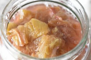 DSC_1743 • nogetiovnen.dk Bagte rabarber i ovn - rabarberkompot opskrift