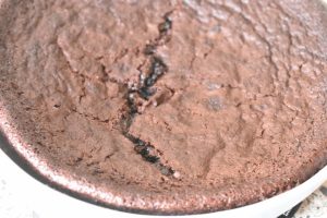 Chokoladekage med kærnemælk nem opskrift