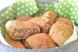 Hveder med kærnemælk og rugmel opskrift 