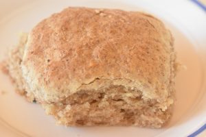 Hveder med kærnemælk og rugmel opskrift 