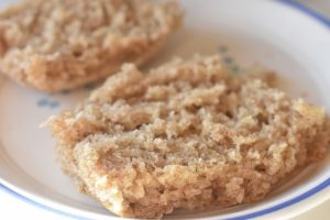 Hveder med kærnemælk og rugmel opskrift 