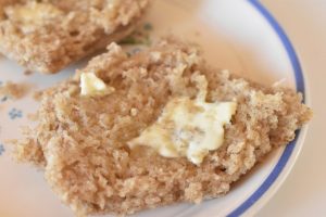 Hveder med kærnemælk og rugmel opskrift 