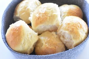 Kærnemælksboller - boller med kærnemælk