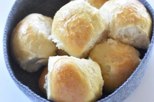 Kærnemælksboller - boller med kærnemælk