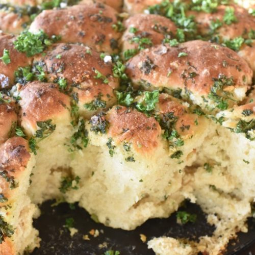 Pull apart hvidløgsbrød - opskrift på madbrød