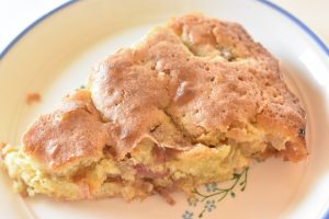 Makronkage med rabarber nem kage opskrift